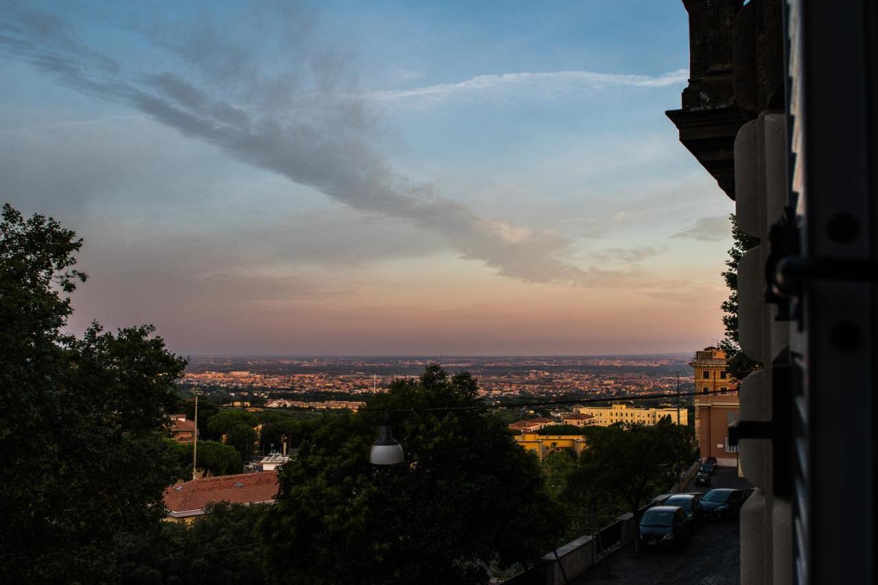 Antica Terrazza Frascati Bed & Breakfast Exterior photo